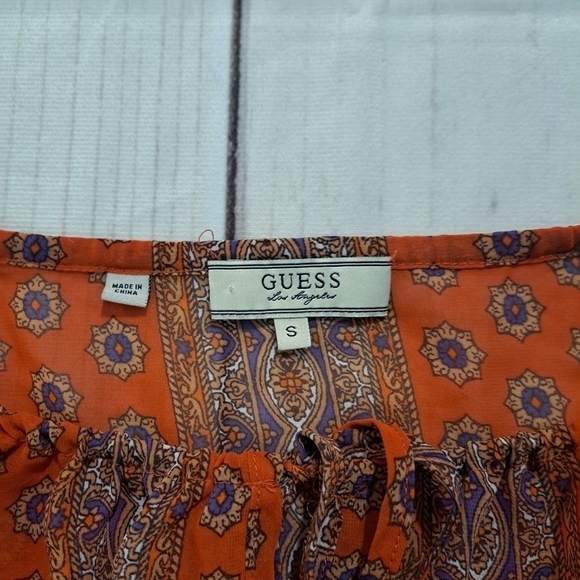 3 FOR 12 SALE Guess Boho Top Size Small - Picture 5 of 12